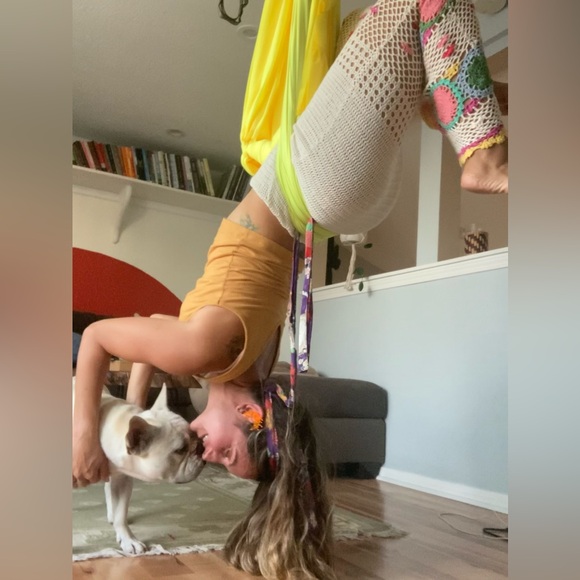 🌖Follow my YT channel 🤲🏼grounding & reiki @aclockworkmoon 🫧🍄World Peace 4EVA🌼 - Picture 9 of 12